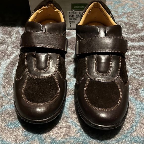 Bass Cushion Step / Size 9 / Dark Brown - Picture 1 of 5